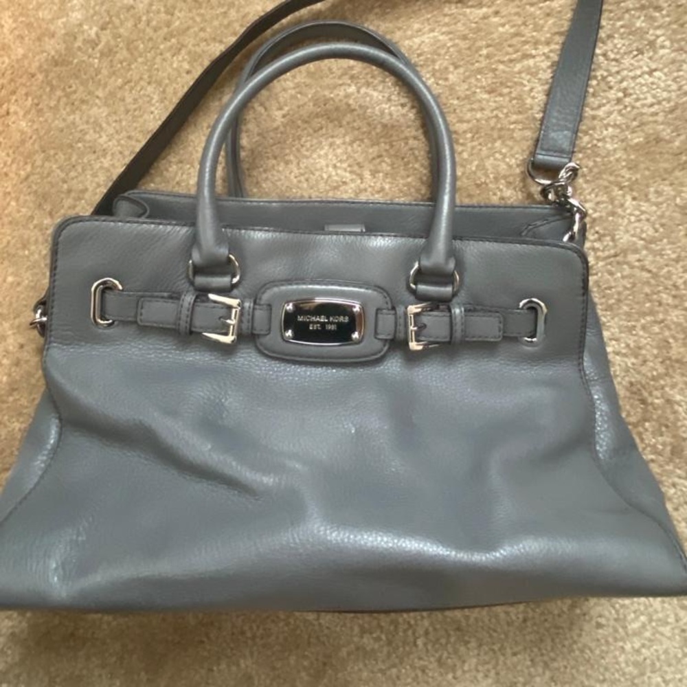🛑 SOLD 🛑 Michael Kors Tote 👜